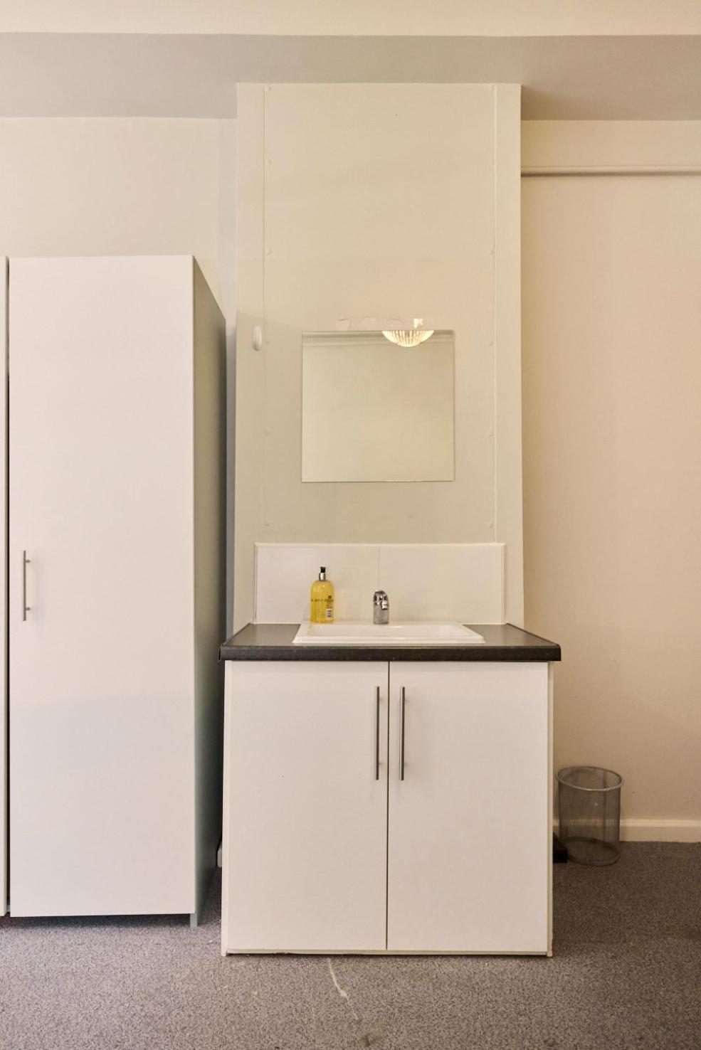 Louise House Hostel Londres Extérieur photo
