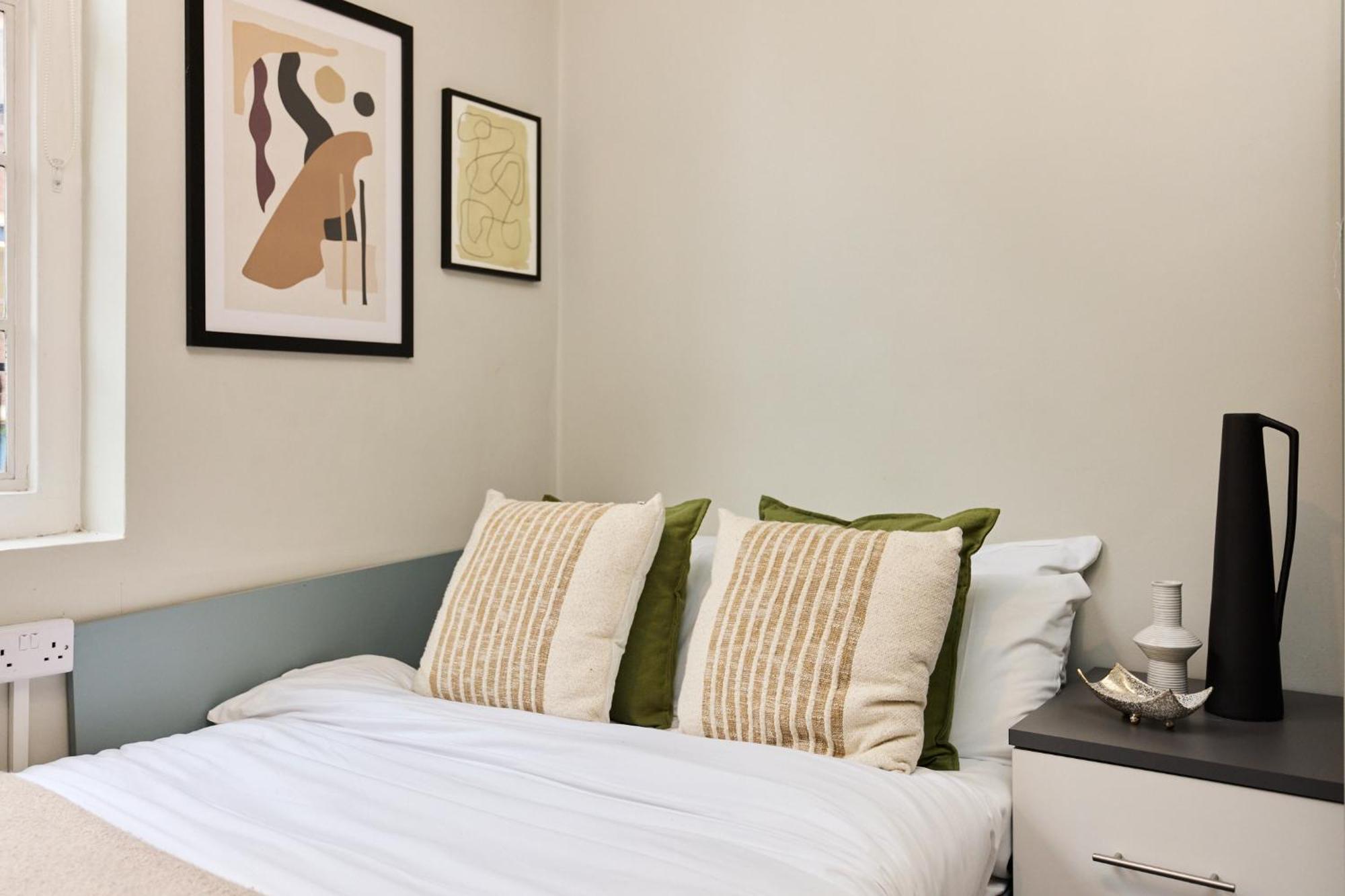 Louise House Hostel Londres Extérieur photo