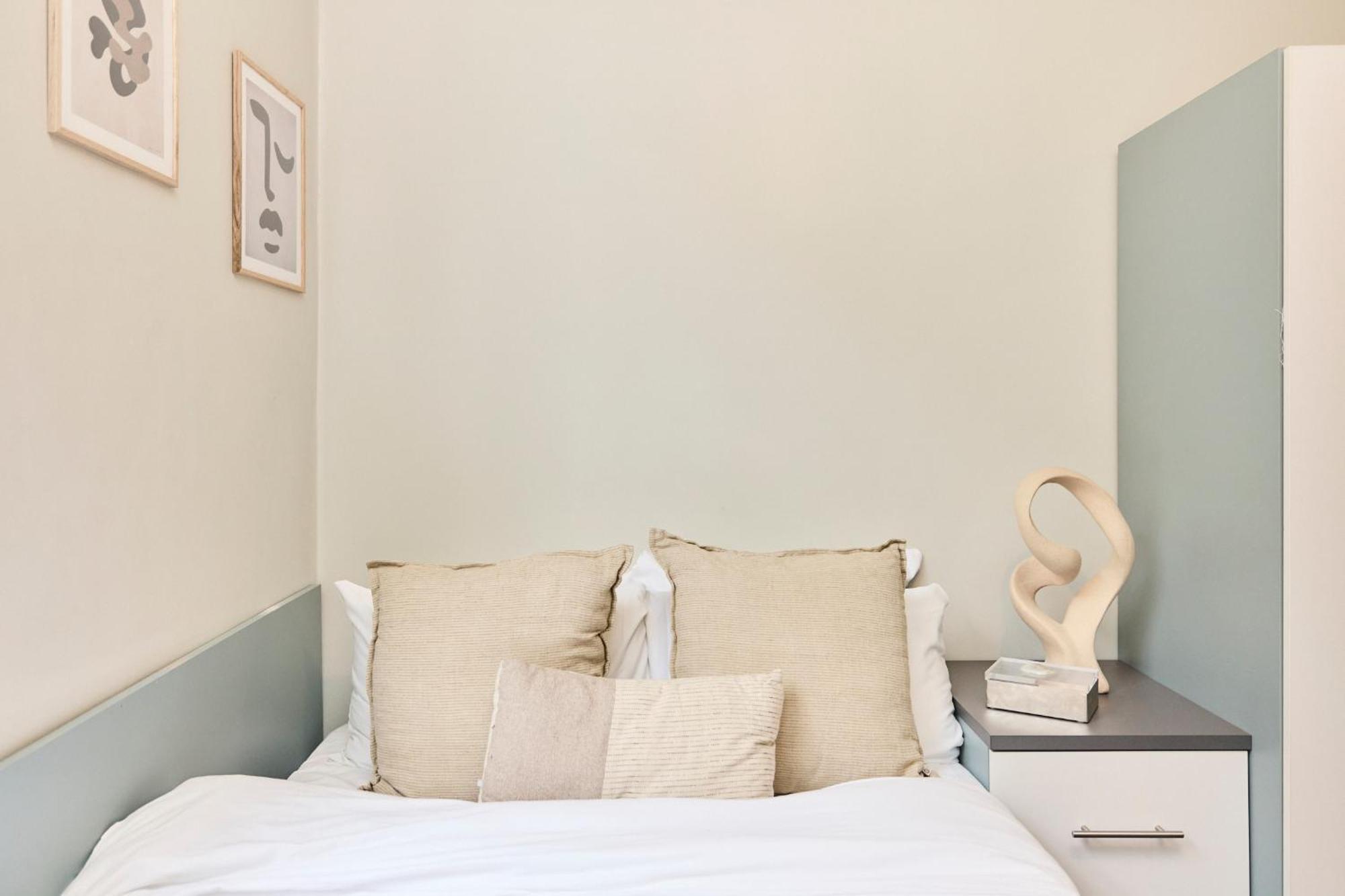Louise House Hostel Londres Extérieur photo